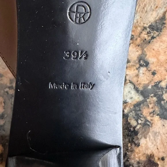 The Row Lauren Leather Kitten-Heel Mules in Cipria - Picture 12 of 14